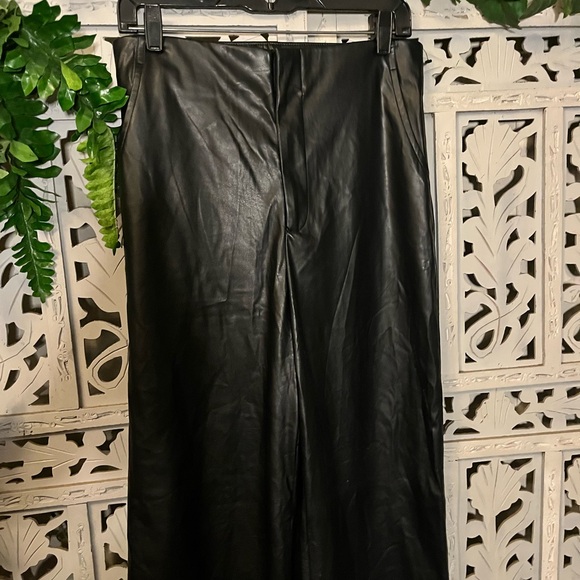 NIA COQUETTISH PREMIUM FAUX QUALITY BLACK LEATHER WIDE LEG FANCY PANTS - Picture 2 of 10